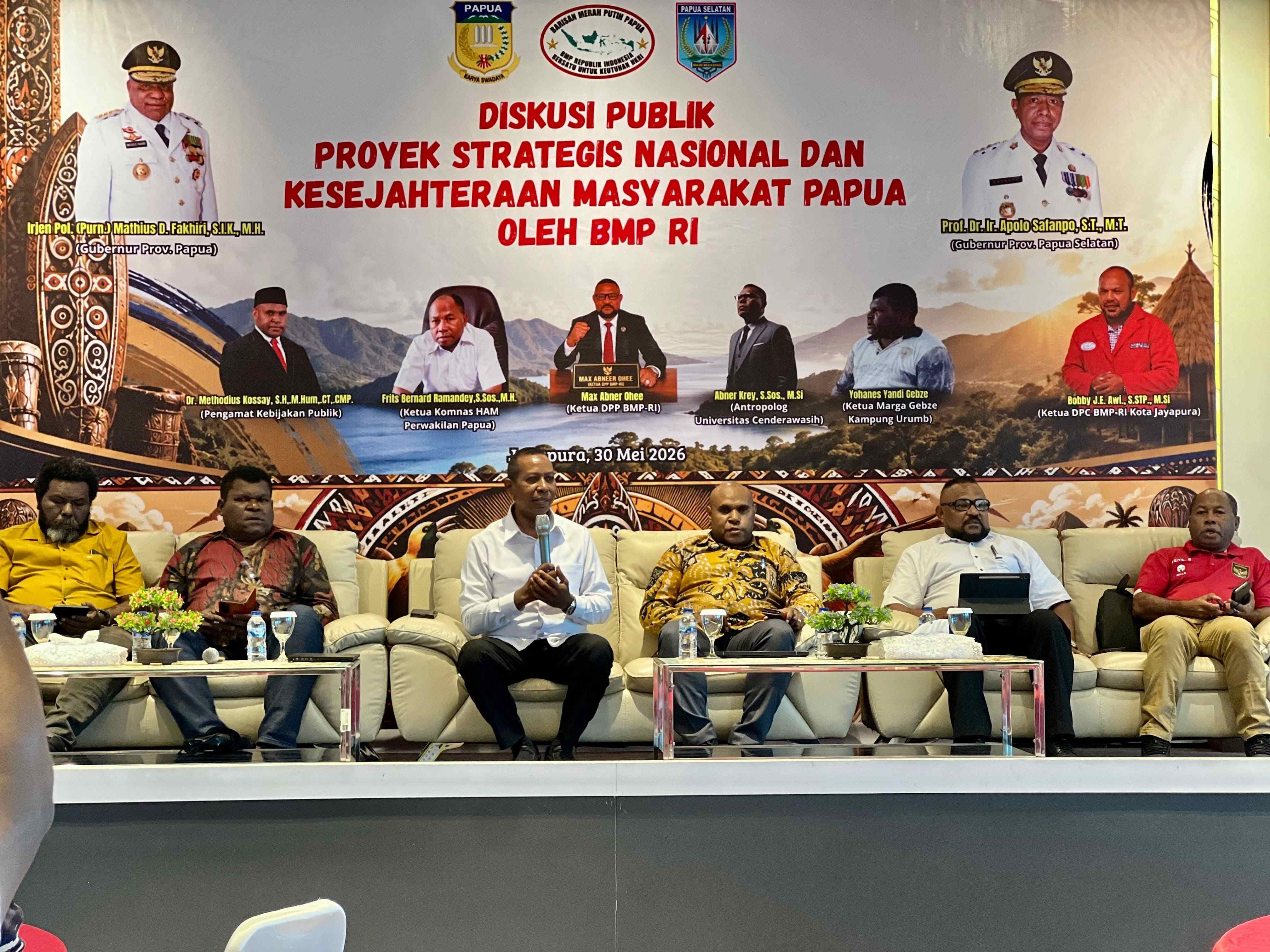Gubernur Apolo Safanpo Sebut PSN Percepat Pembangunan