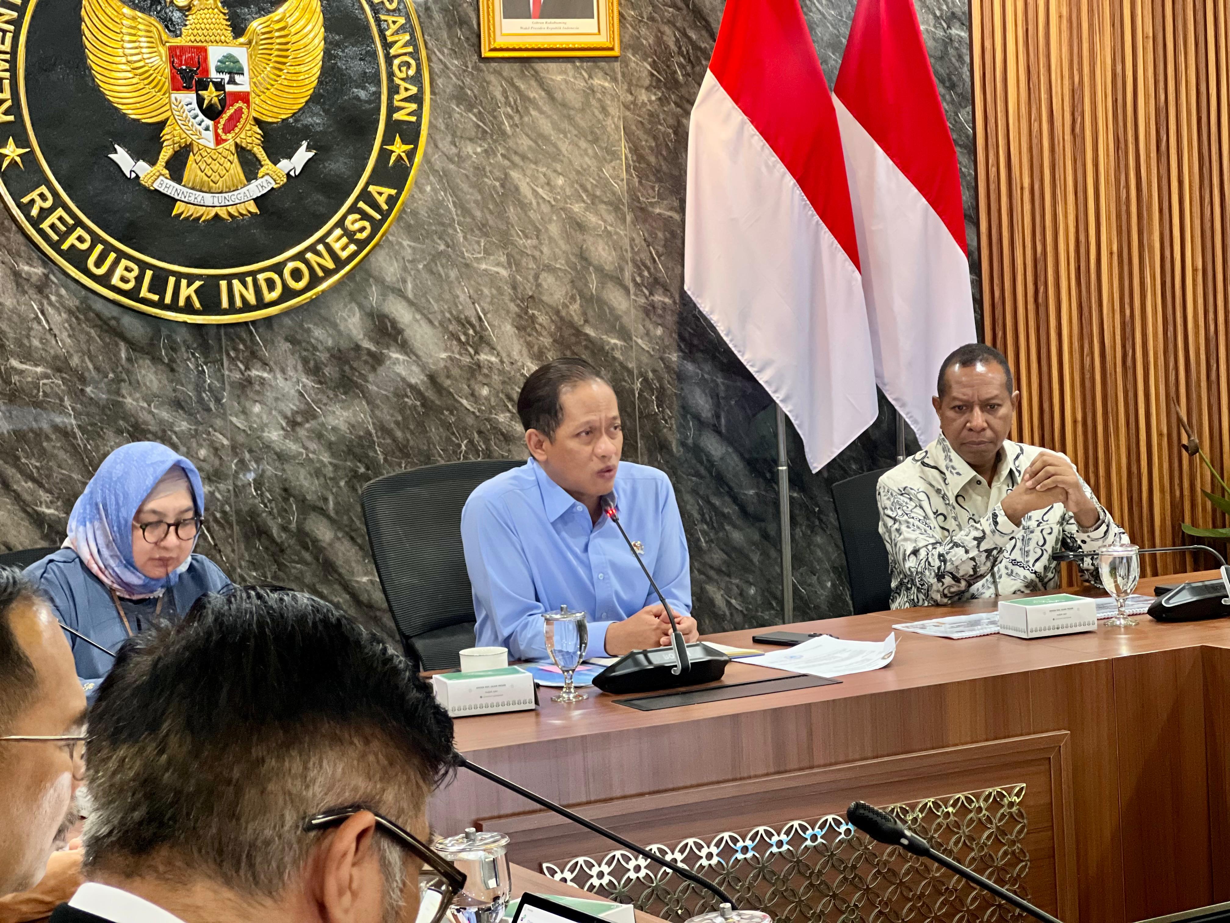 Gubernur Apolo-Wamenko Bahas Kawasan Swasembada Pangan
