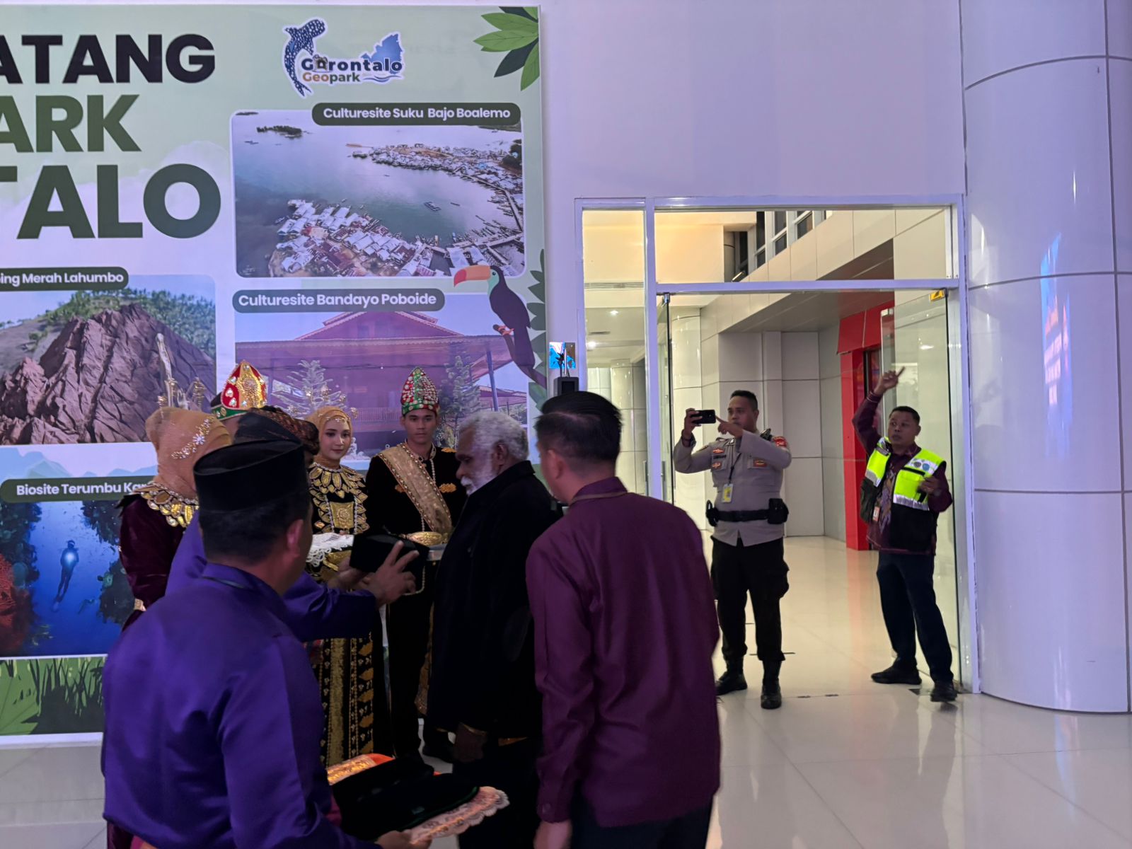 Wagub Paskalis Imadawa Hadiri PENAS Petani-Nelayan XVII di Gorontalo