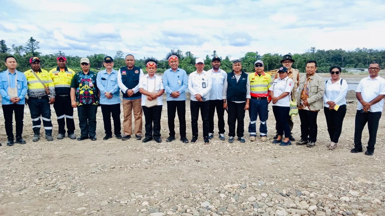 Pemprov Papsel Dorong Pengembangan Tanaman Durian di Kawasan PLBN Yetetkun