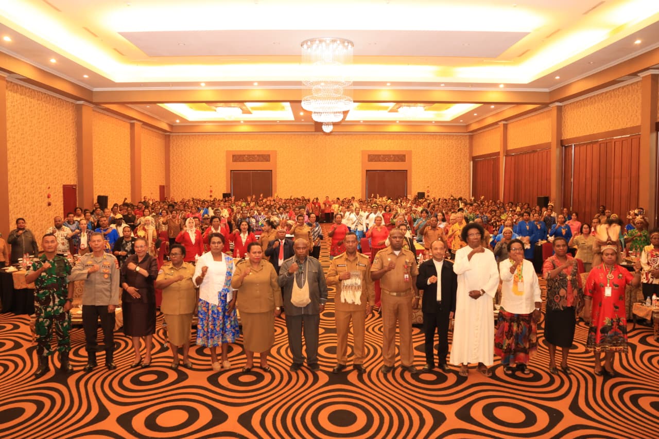 Gubernur Apolo Safanpo Dorong Peran Perempuan Asli dan Tegaskan Dukungan Pemprov Papua Selatan - Gambar 1