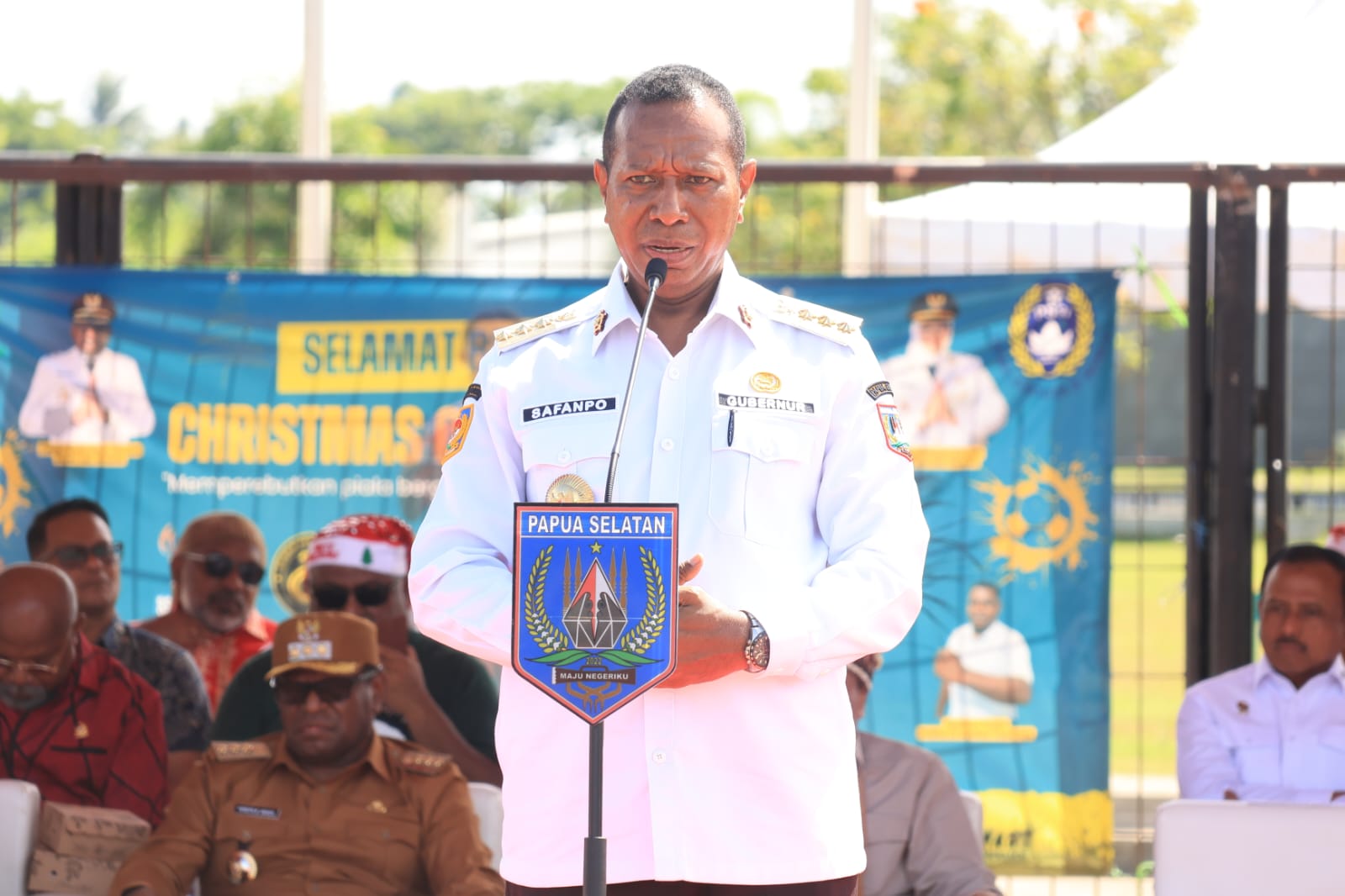 Gema Natal 2025 di Merauke: Menkopolhukam Puji Harmoni dan Solidaritas Masyarakat Papua Selatan - Gambar 2