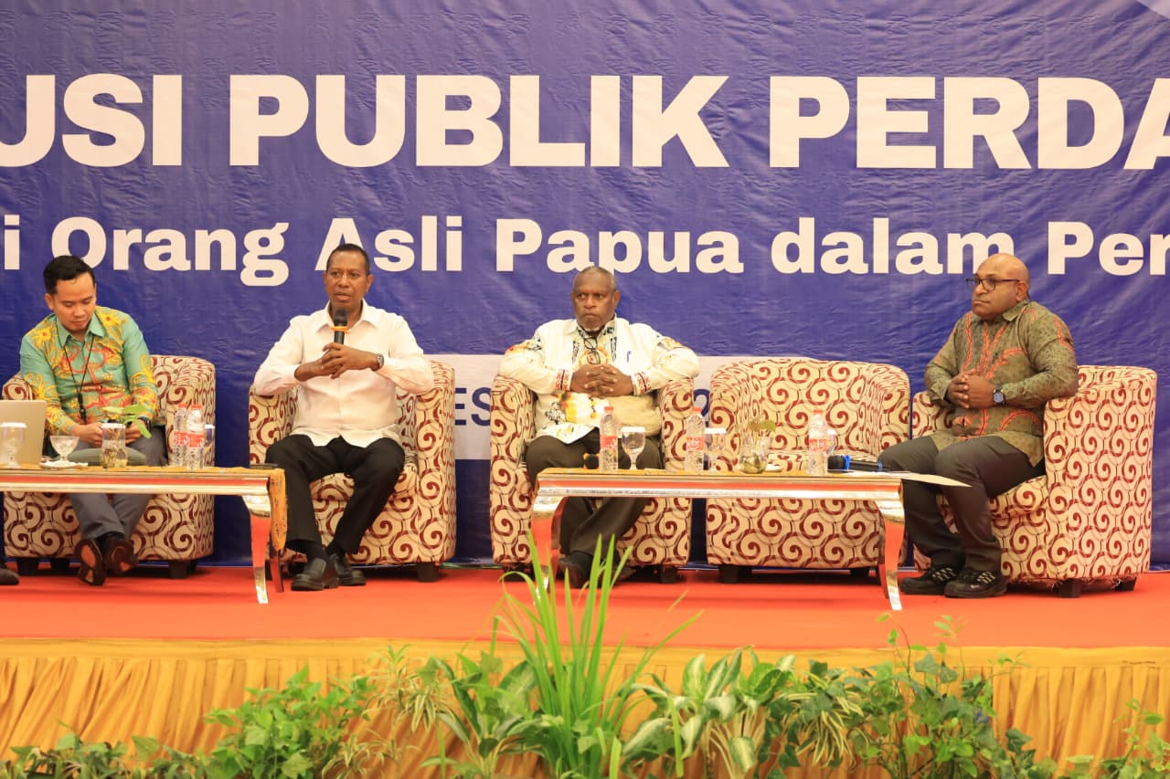 Gubernur Apolo Safanpo Buka Diskusi Publik Perdasus OAP, Tegaskan Pentingnya Legitimasi dan Penguatan Produk Hukum Papua Selatan - Gambar 3